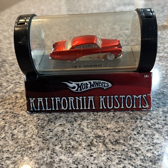 Hot Wheels 49 1949 Mercury Merc Kalifornia Kustoms Collectible Car wRRs B345 - Picture 2 of 6